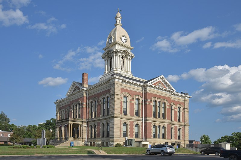 Wabash County Courthouse in northwest Indiana. Contact Plego for northwest Indiana web design.
